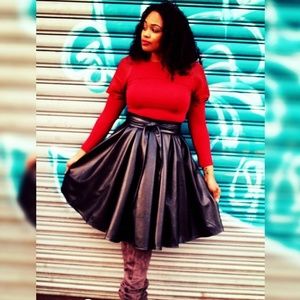 🆕️ PRICE FIRM‼Gracia Vegan Leather Skirt